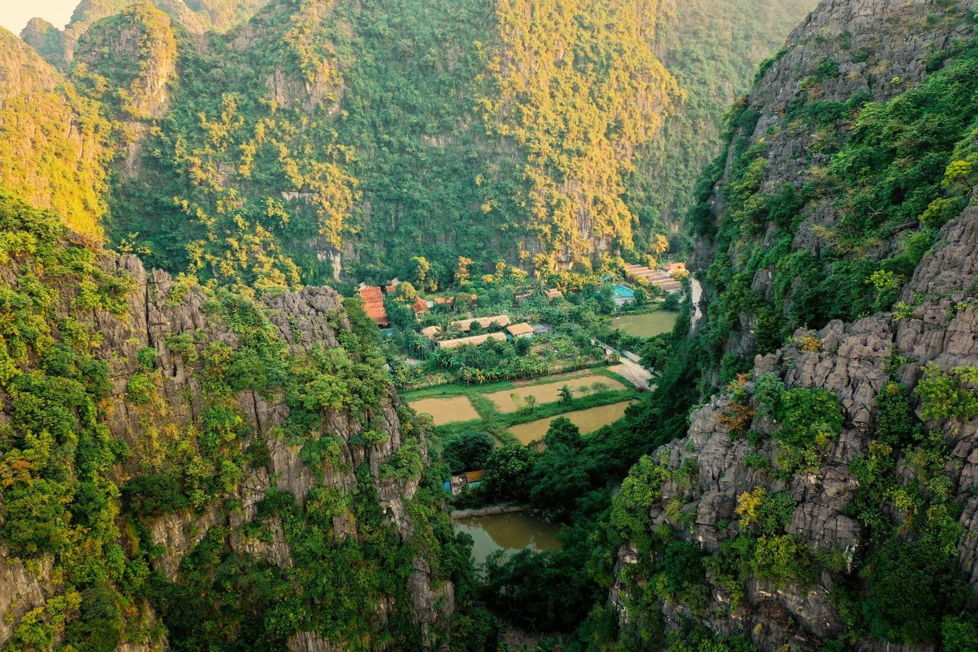 Cozy Beer Garden Homestay Ниньбинь Экстерьер фото